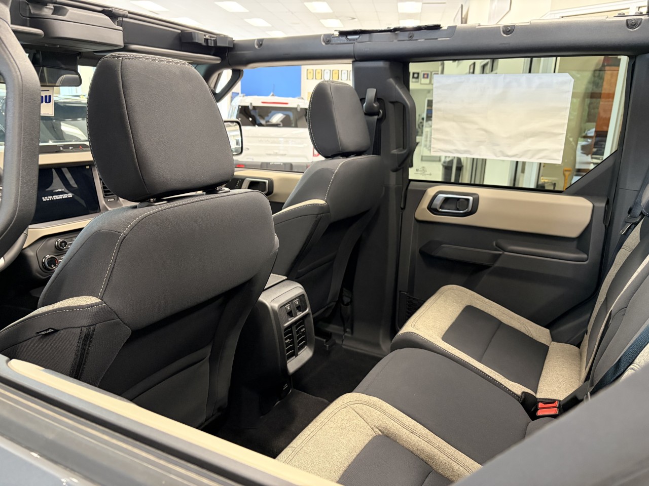 2026 Ford Bronco BIG BEND ECOBOOST 4X4 TOIT RIGIDE Main Image