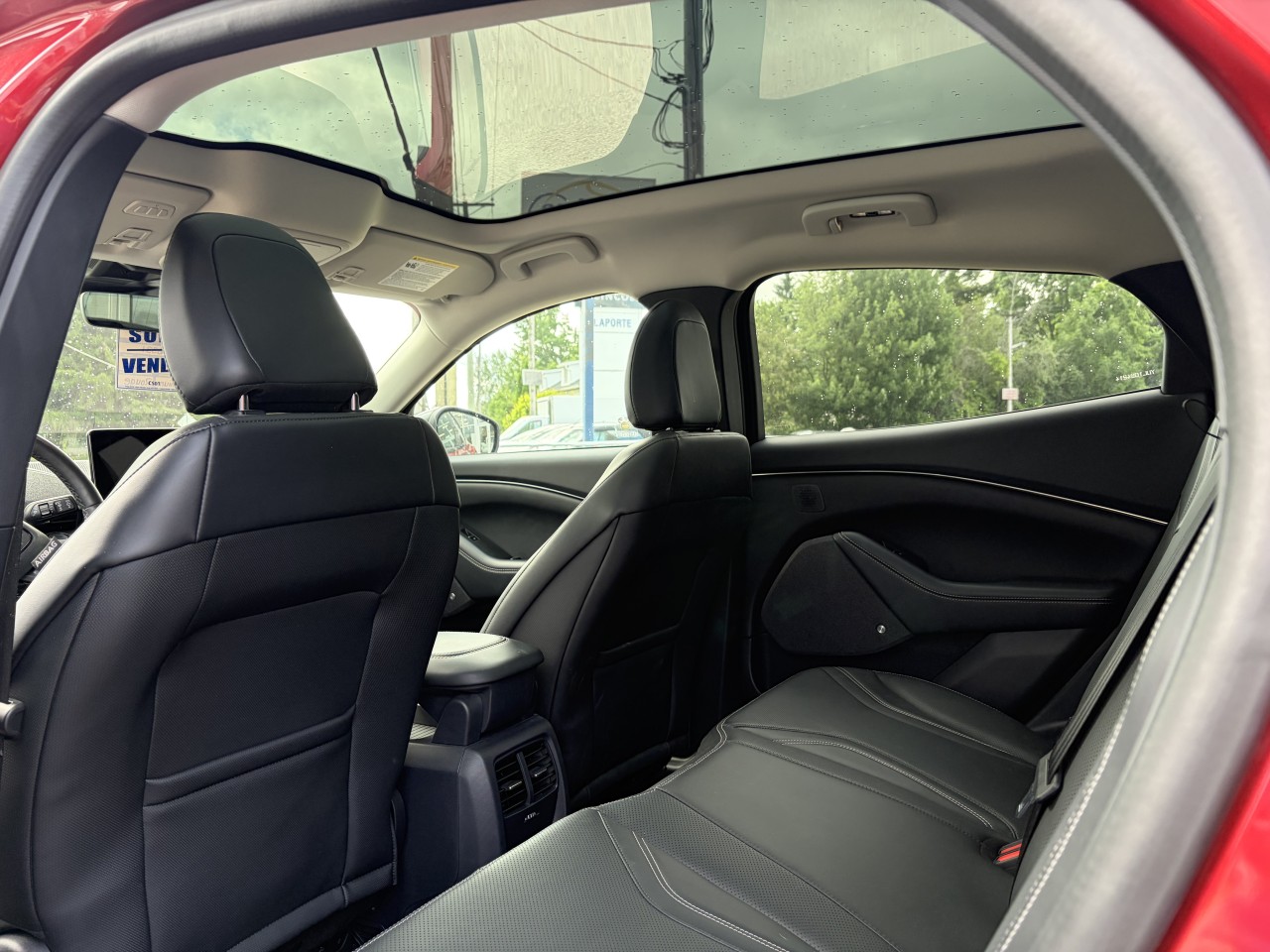 2022 Ford Mustang Mach-E PREMIUM LONG RANGE BATTERY TOIT PANORAMIQUE Main Image