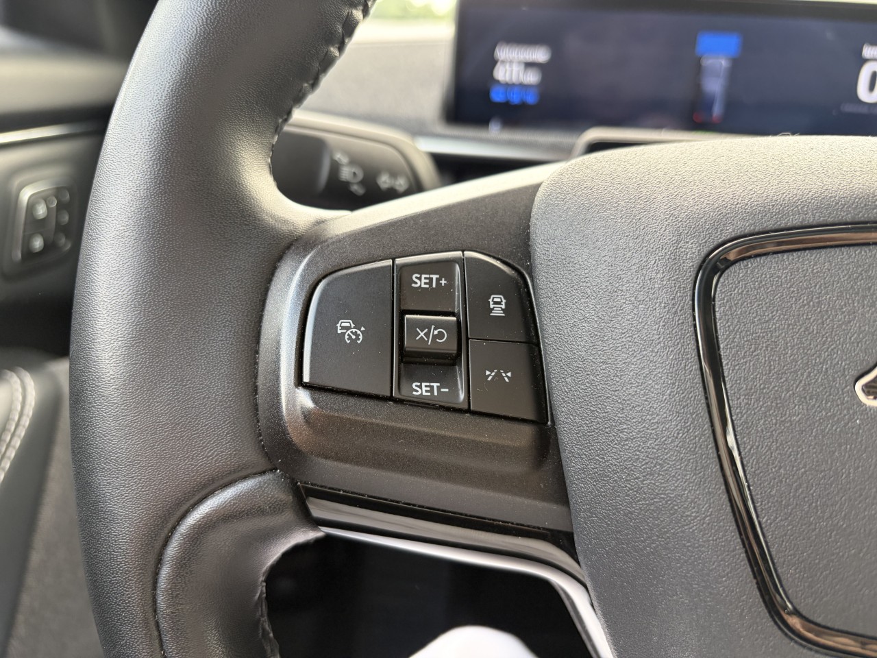 2022 Ford Mustang Mach-E PREMIUM LONG RANGE BATTERY TOIT PANORAMIQUE Main Image