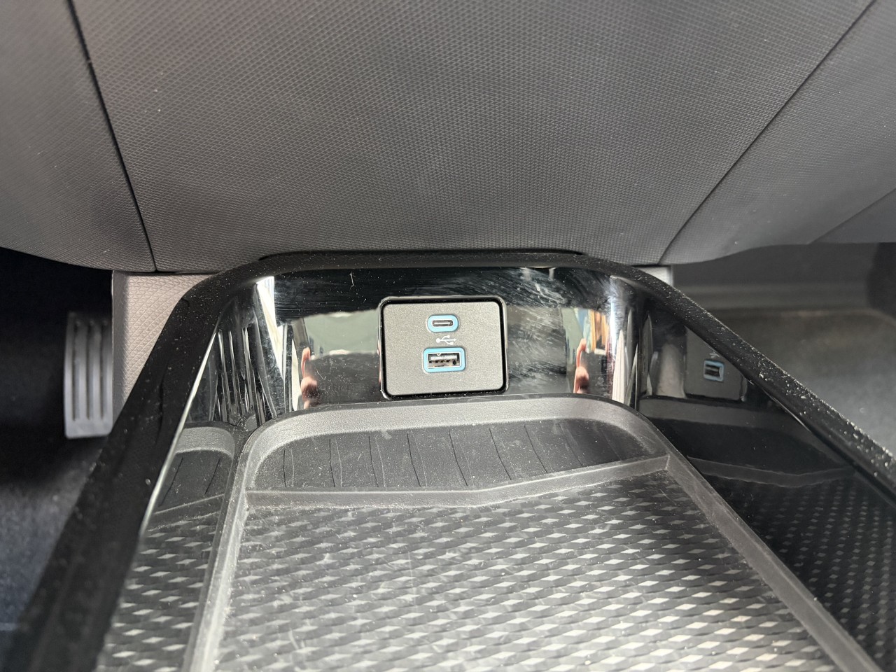 2022 Ford Mustang Mach-E PREMIUM LONG RANGE BATTERY TOIT PANORAMIQUE Main Image