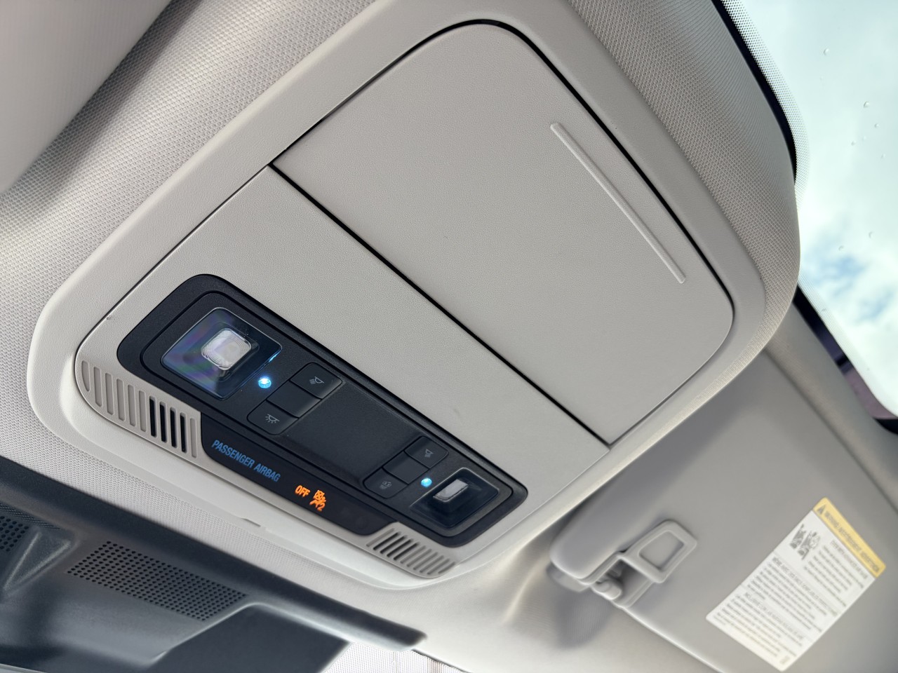 2022 Ford Mustang Mach-E PREMIUM LONG RANGE BATTERY TOIT PANORAMIQUE Main Image