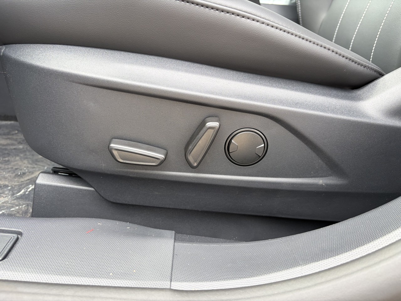 2026 Ford Mustang Mach-E SELECT Main Image