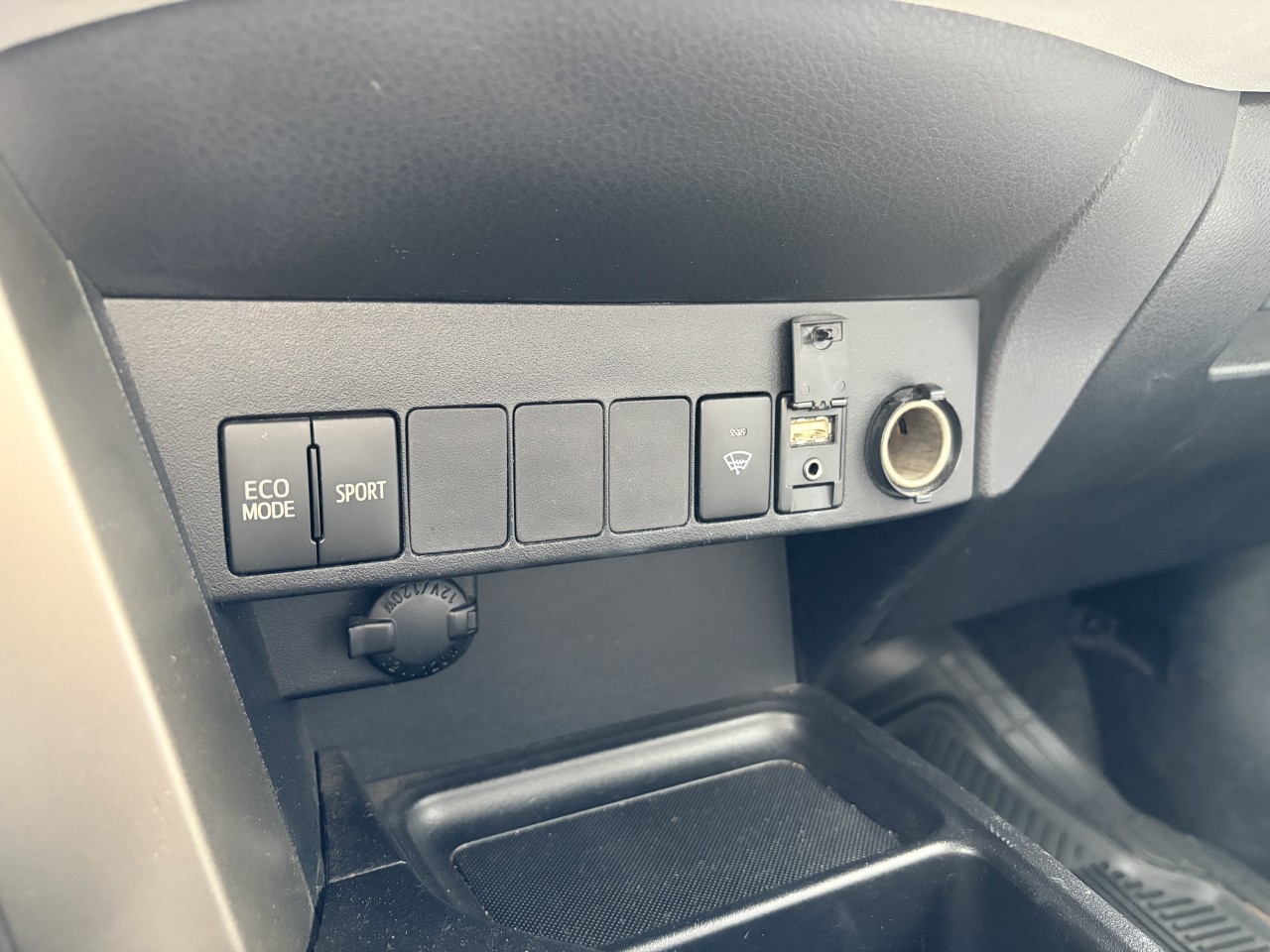 2013 Toyota RAV4 LE AWD CAMÉRA DE RECUL BLUETOOTH RÉGULATEUR DE VITESSE Main Image