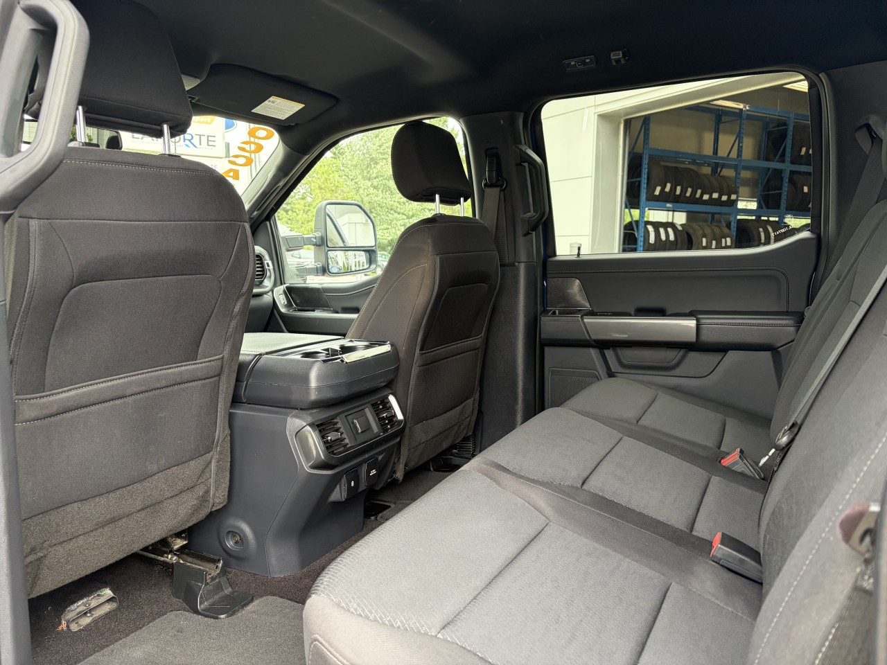 2022 Ford F-150 XLT 4X4 SUPERCREW V8 302A Main Image