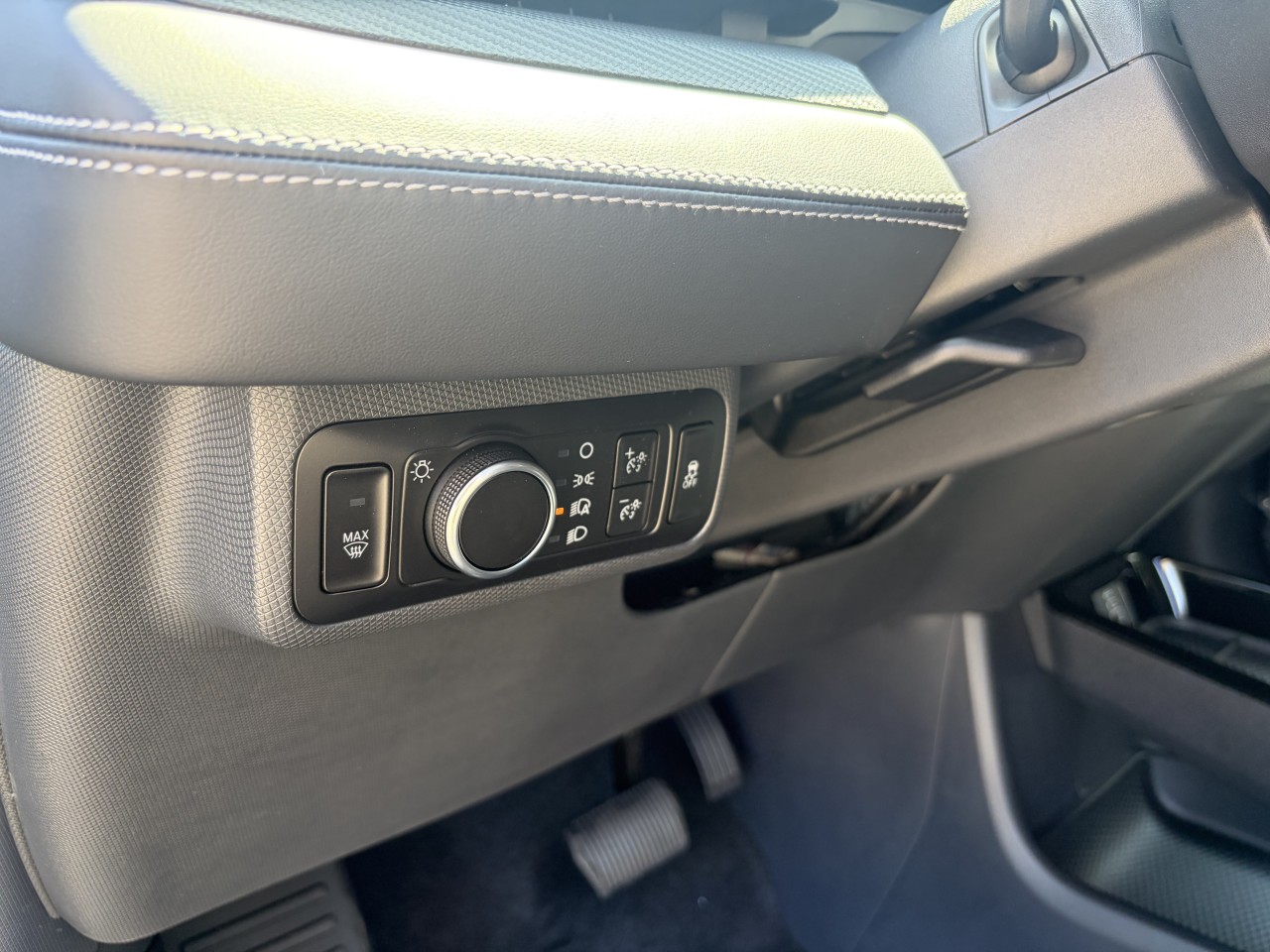 2026 Ford Mustang Mach-E PREMIUM Main Image