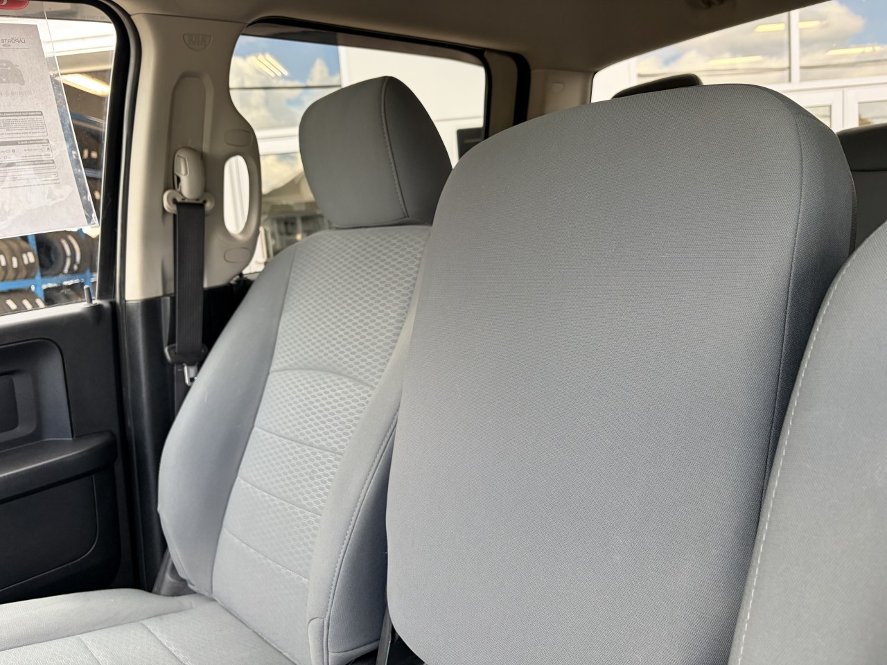 2016 Ram 1500 ST 4X4 V8 Main Image