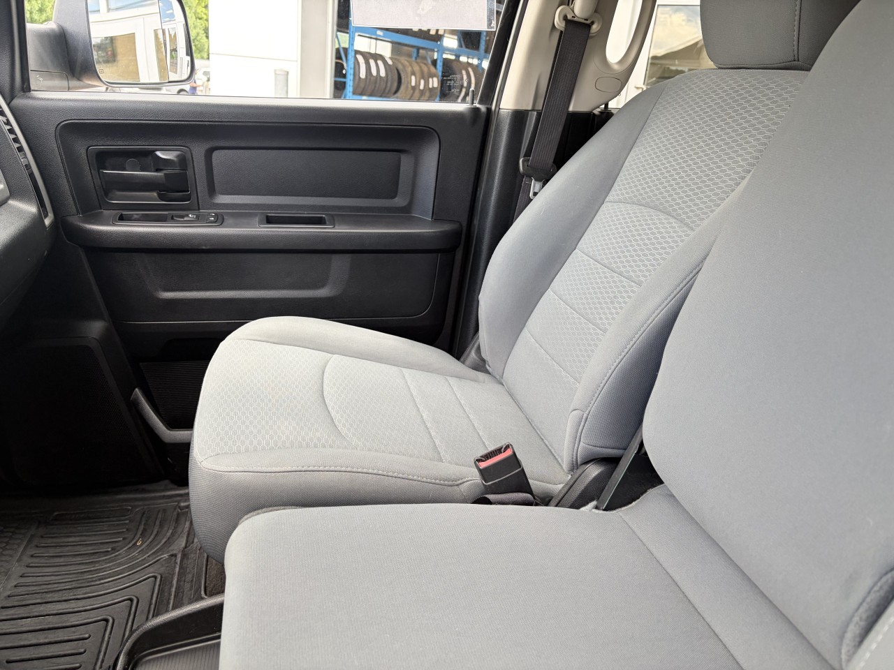 2016 Ram 1500 ST 4X4 V8 Main Image