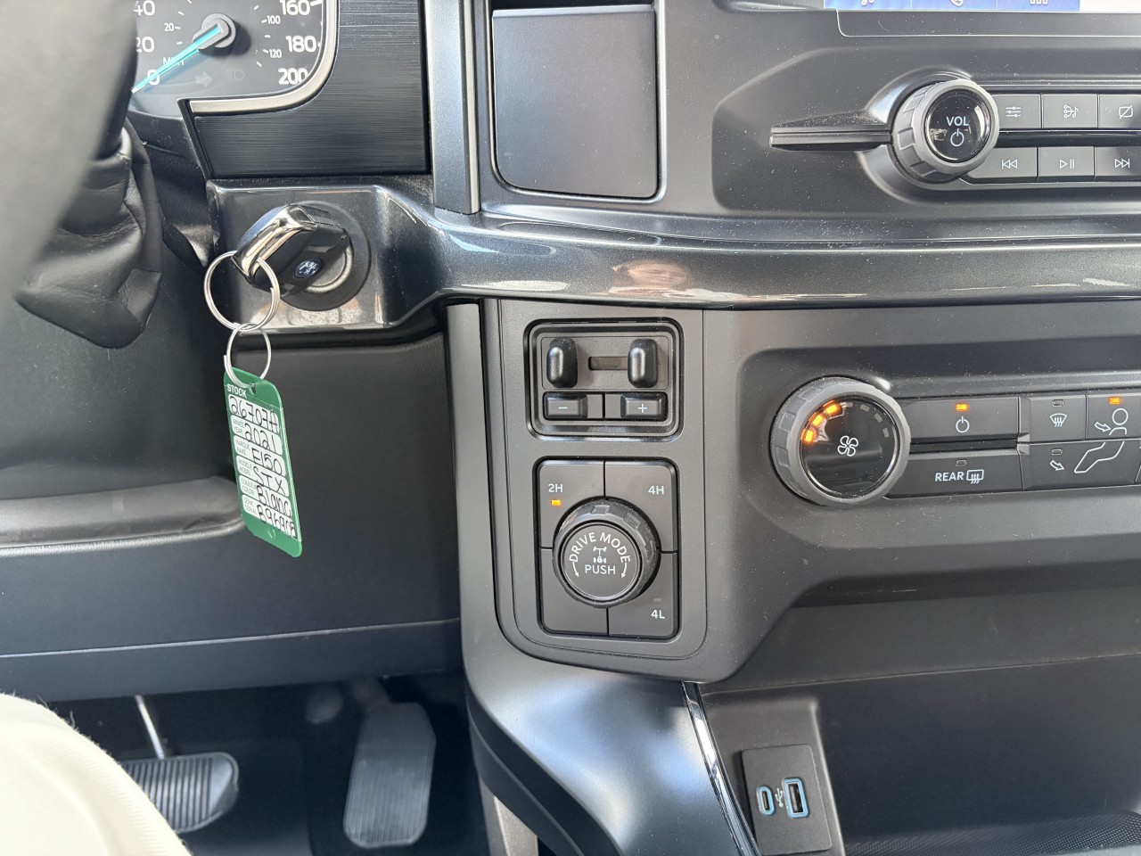 2021 Ford F-150 STX 4X4 SUPERCREW ECOBOOST 2.7L 101A Main Image