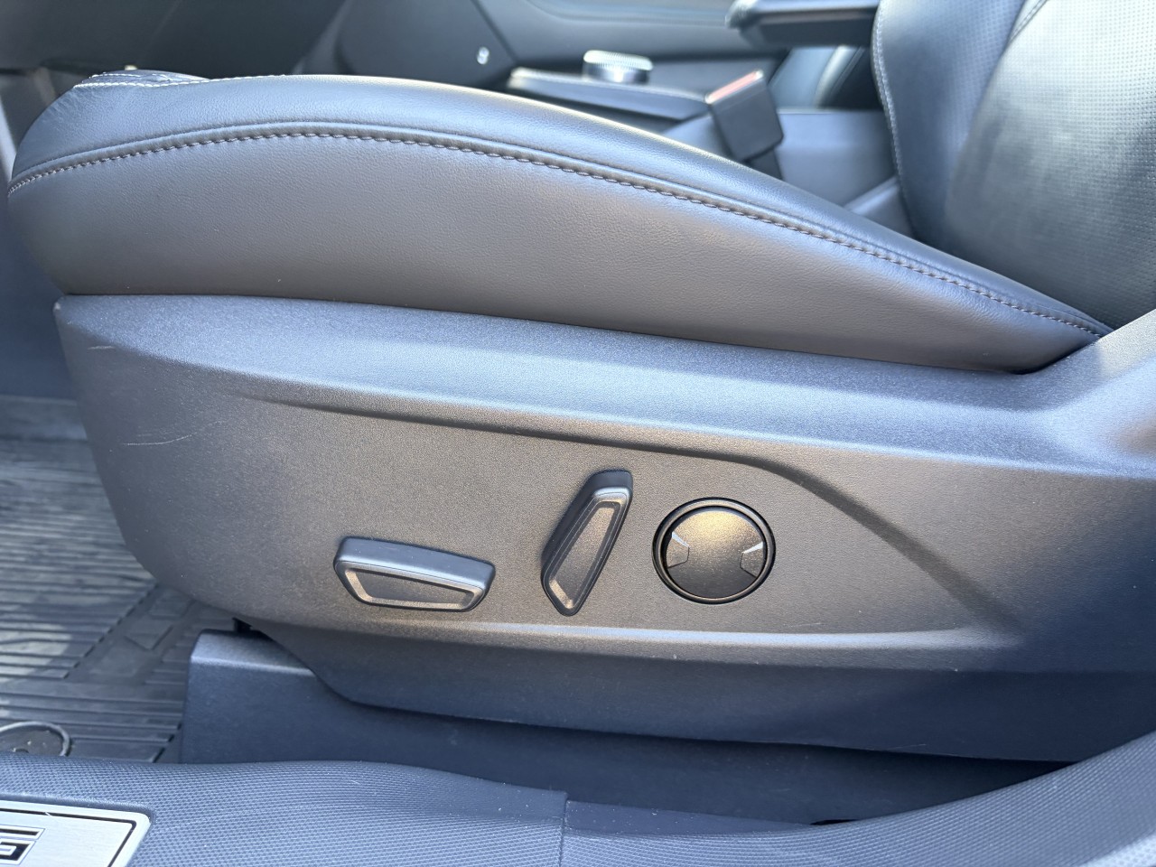 2023 Ford Mustang Mach-E PREMIUM TOIT PANORAMIQUE EXTENDED BATTERY ENSEMBLE NITE PONY Main Image