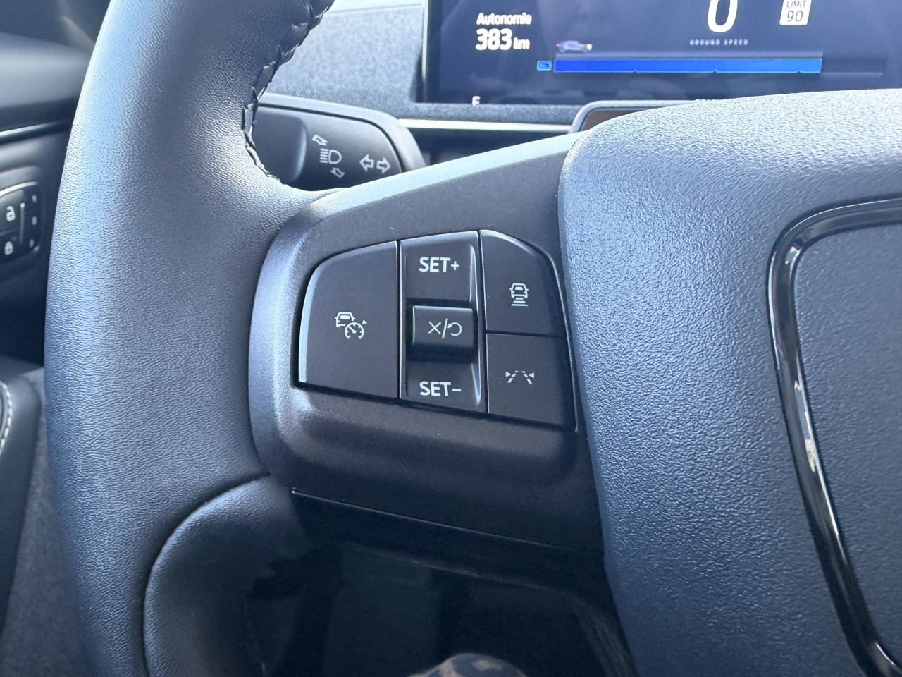 2023 Ford Mustang Mach-E PREMIUM TOIT PANORAMIQUE EXTENDED BATTERY ENSEMBLE NITE PONY Main Image