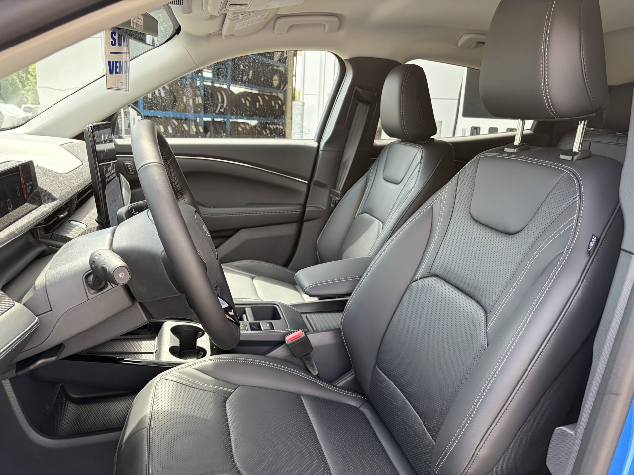 2026 Ford Mustang Mach-E PREMIUM Main Image