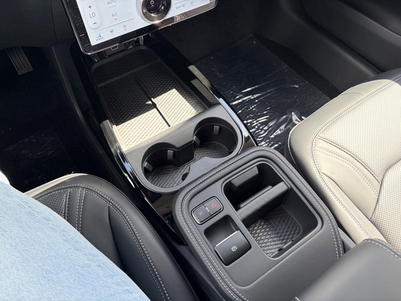 2026 Ford Mustang Mach-E PREMIUM Main Image