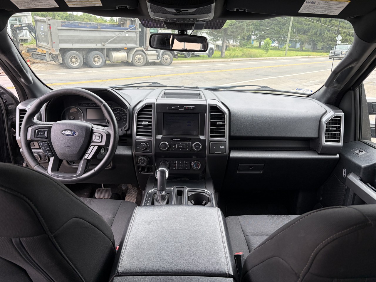 2019 Ford F-150 XLT 4x4 SUPERCREW 302A Main Image
