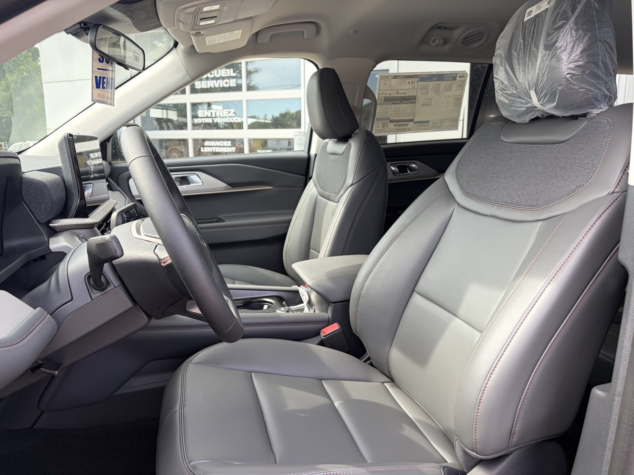 2026 Ford Explorer ACTIVE 4WD 2.3L ECOBOOST Main Image
