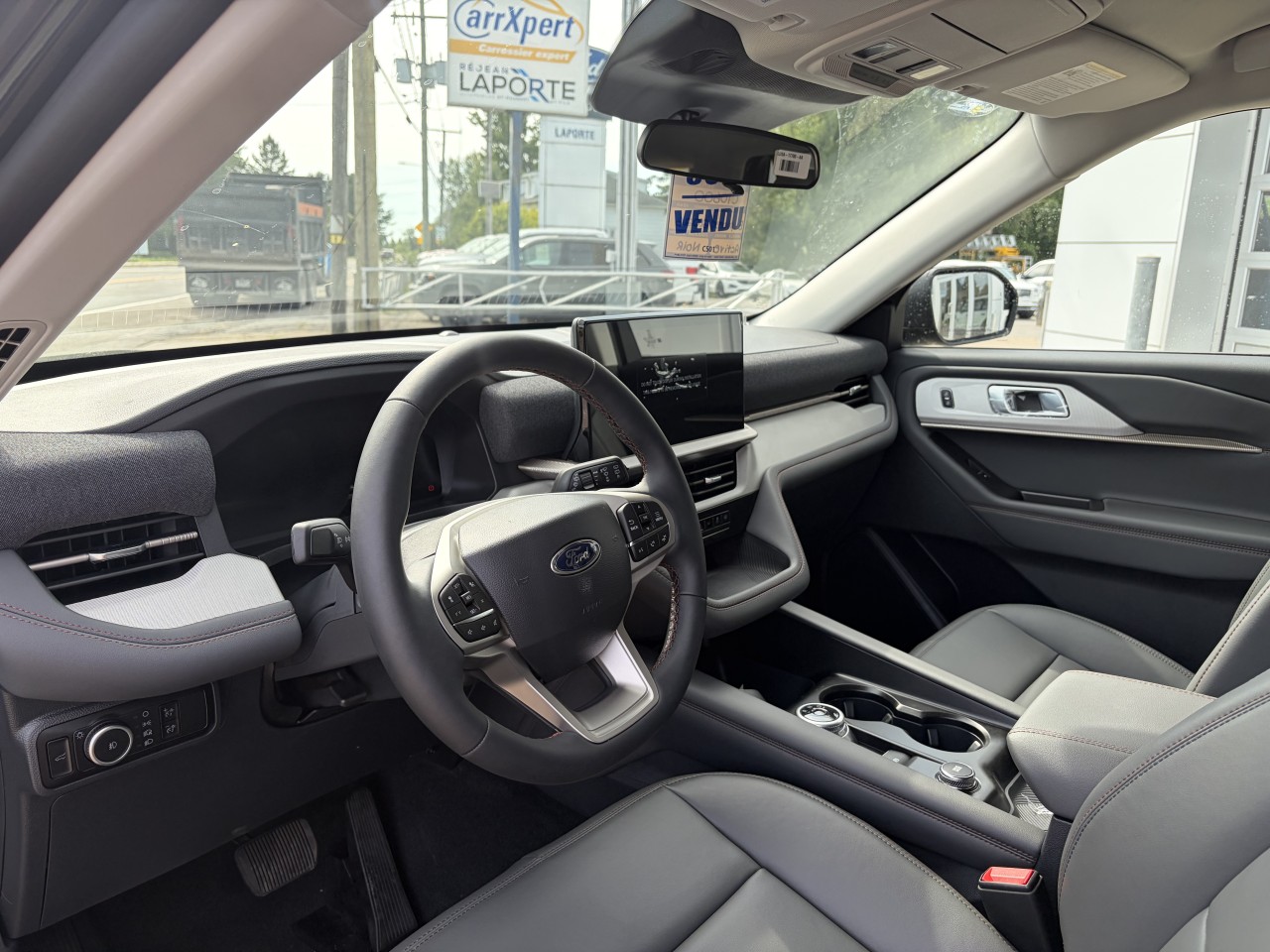 2026 Ford Explorer ACTIVE 4WD 2.3L ECOBOOST Main Image