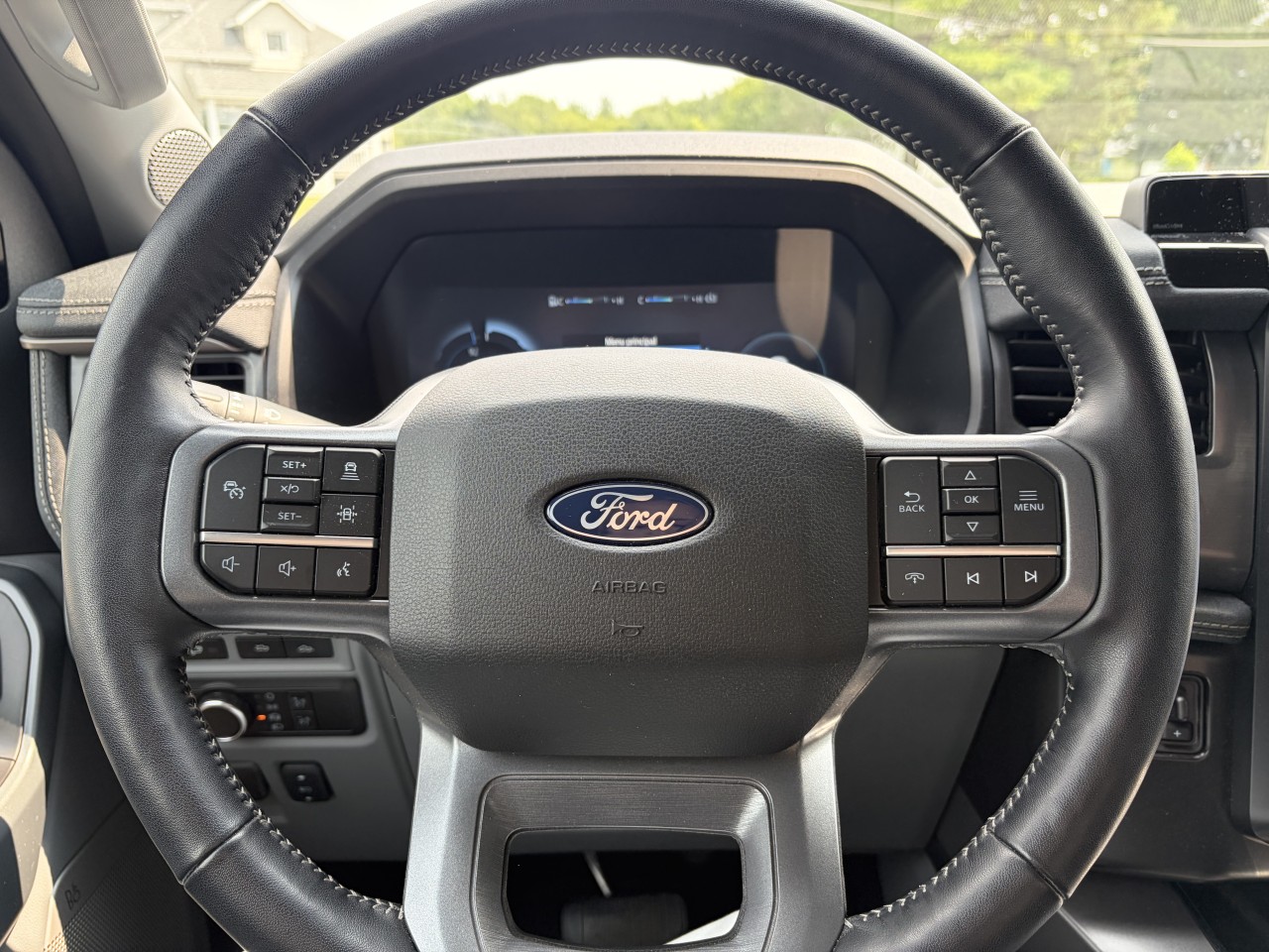 2024 Ford F-150 Lightning FLASH 4X4 SUPERCREW EXTENDED BATTERY RANGE Main Image