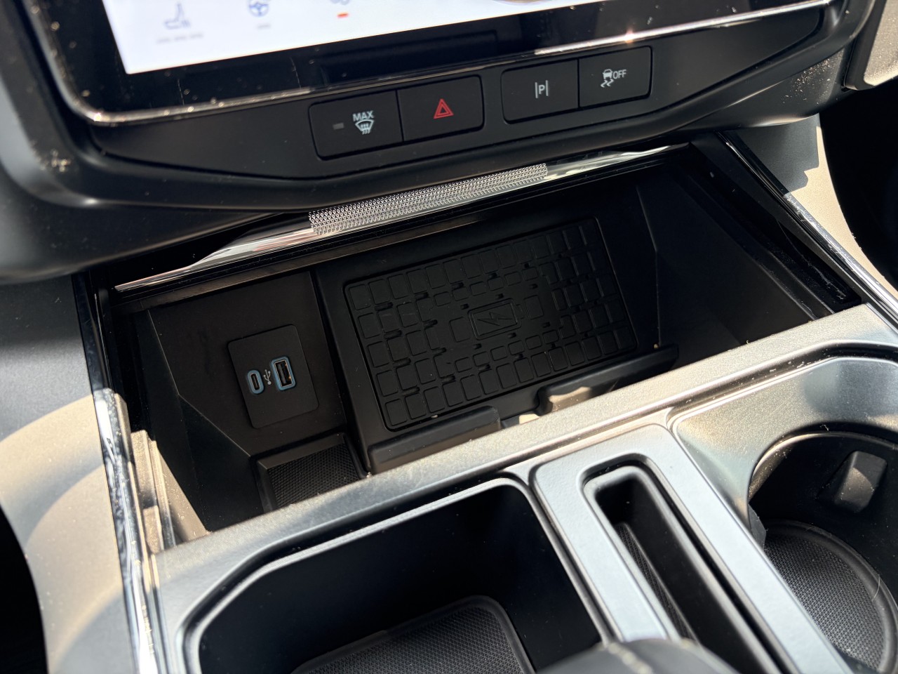 2024 Ford F-150 Lightning FLASH 4X4 SUPERCREW EXTENDED BATTERY RANGE Main Image