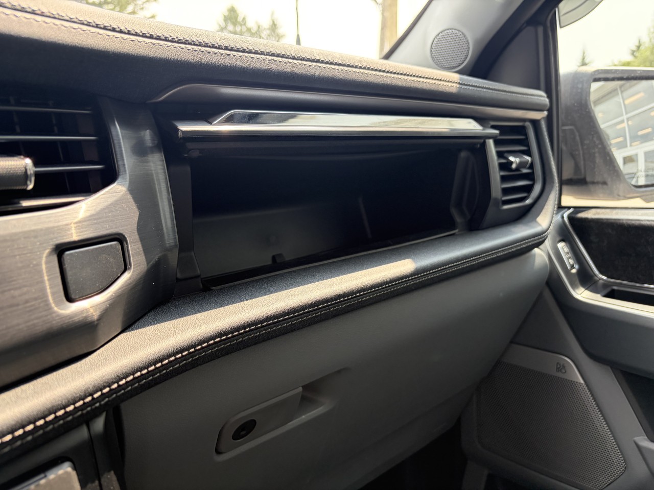 2024 Ford F-150 Lightning FLASH 4X4 SUPERCREW EXTENDED BATTERY RANGE Main Image
