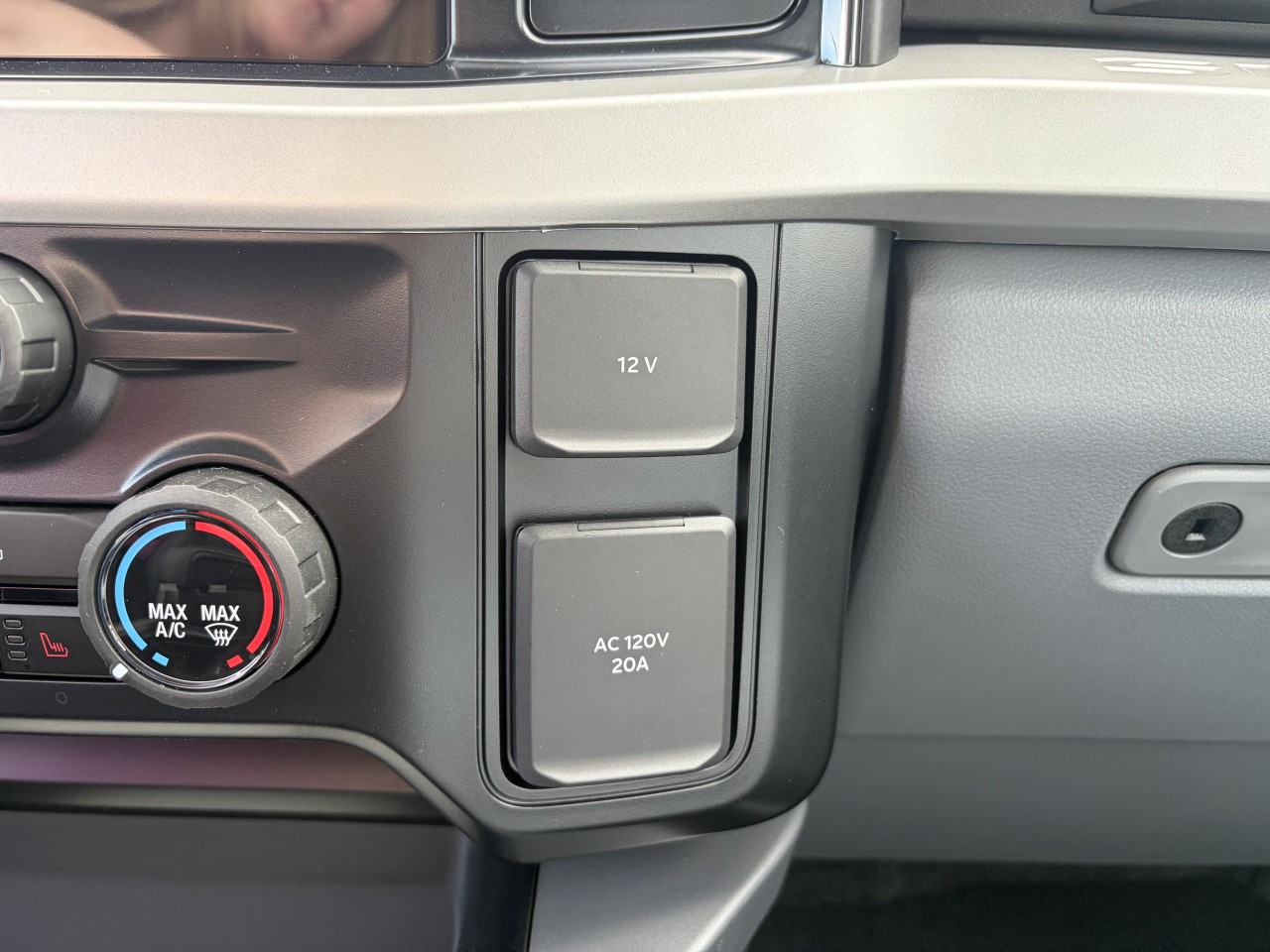 2026 Ford F-250 Super Duty XLT 4X4 V8 DIESEL CREW CAB Main Image
