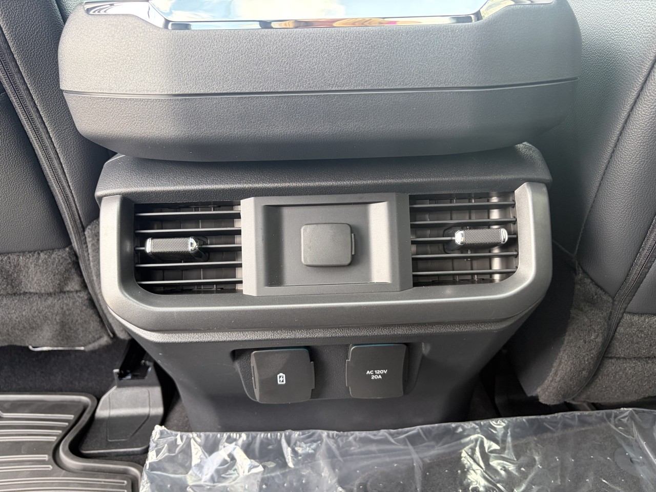 2026 Ford F-150 LARIAT 4X4 POWERBOOST HYBRIDE 501A Main Image