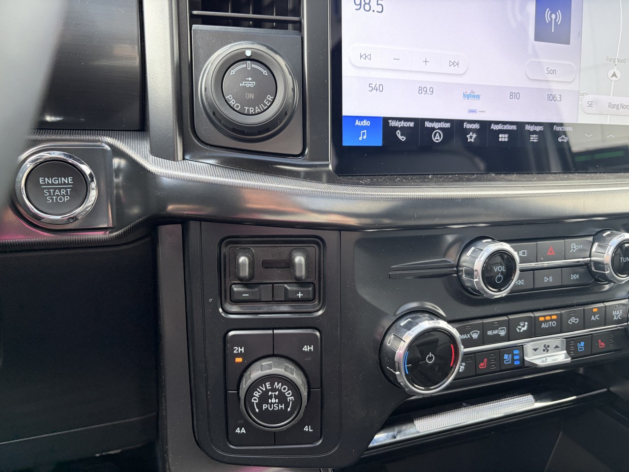 2026 Ford F-150 LARIAT 4X4 POWERBOOST HYBRIDE 501A Main Image