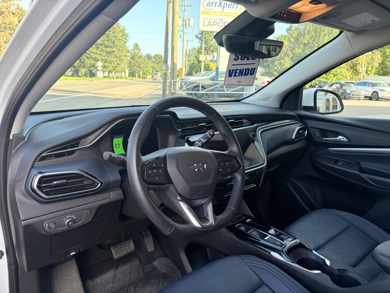 2023 Chevrolet Bolt EUV Premier Main Image