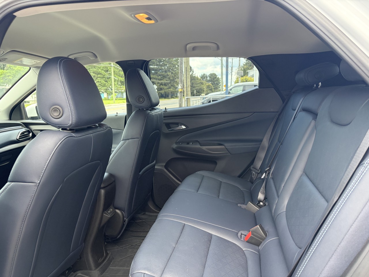 2023 Chevrolet Bolt EUV Premier Main Image