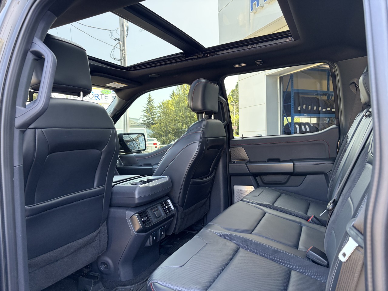 2024 Ford F-150 RAPTOR V6 ECOBOOST 4X4 SUPERCREW 801A TOIT OUVRANT Main Image