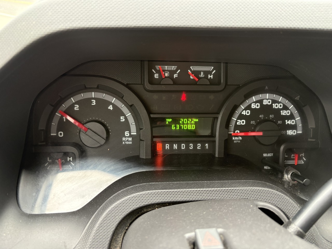 2014 Ford E350 CUTTAWAY 16 PI. E-350 Super Duty Main Image