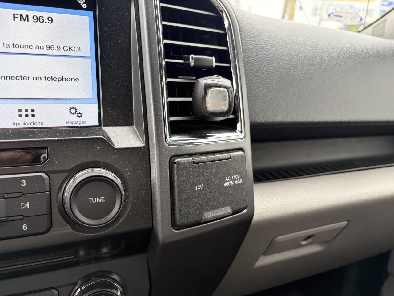 2016 Ford F-150 XLT Main Image