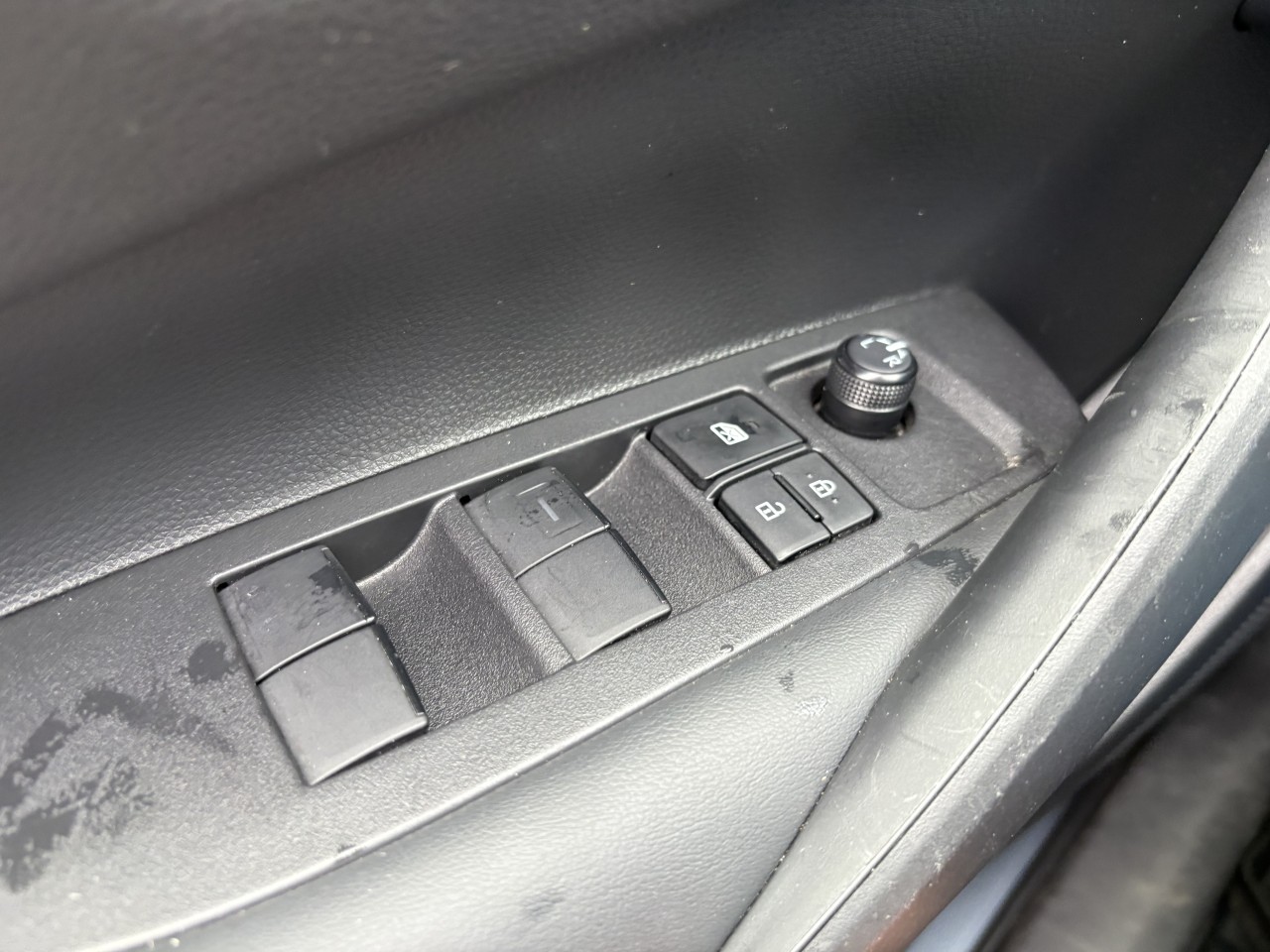 2025 Toyota Corolla SE AWD Hybrid Main Image
