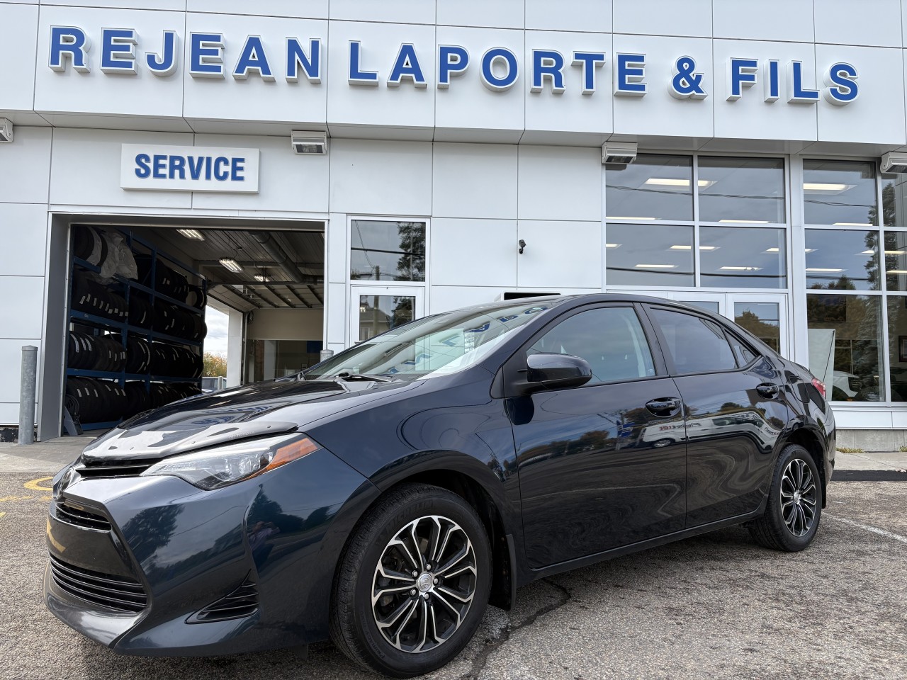 Toyota 2018 Corolla LE