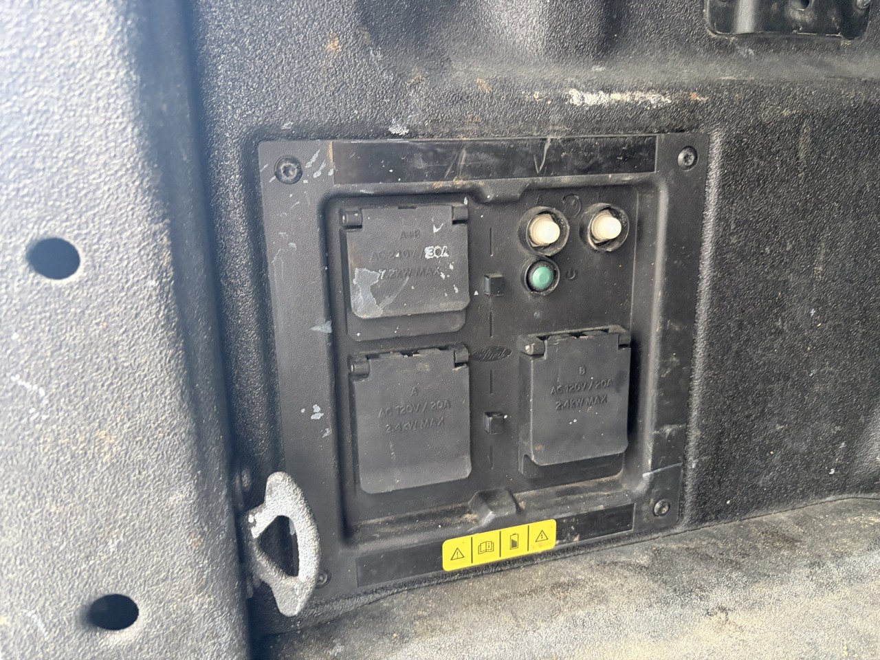 2023 Ford F-150 Lightning XLT 312A 4X4 SUPERCREW EXTENDED BATTERY RANGE Main Image