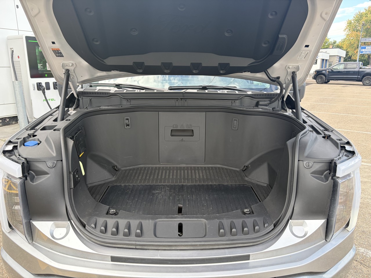 2023 Ford F-150 Lightning XLT 312A 4X4 SUPERCREW EXTENDED BATTERY RANGE Main Image
