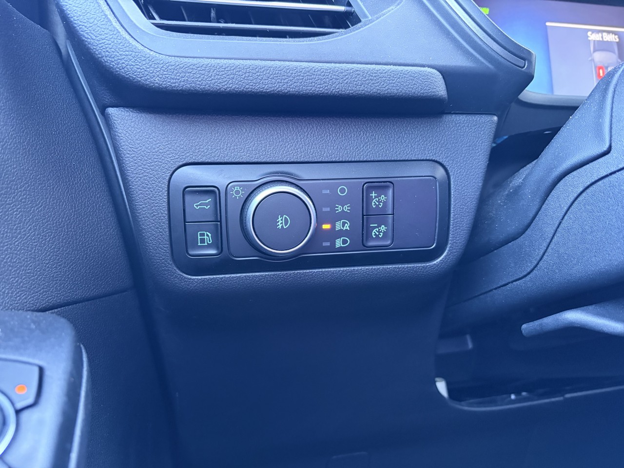 2025 Ford Escape PHEV Main Image