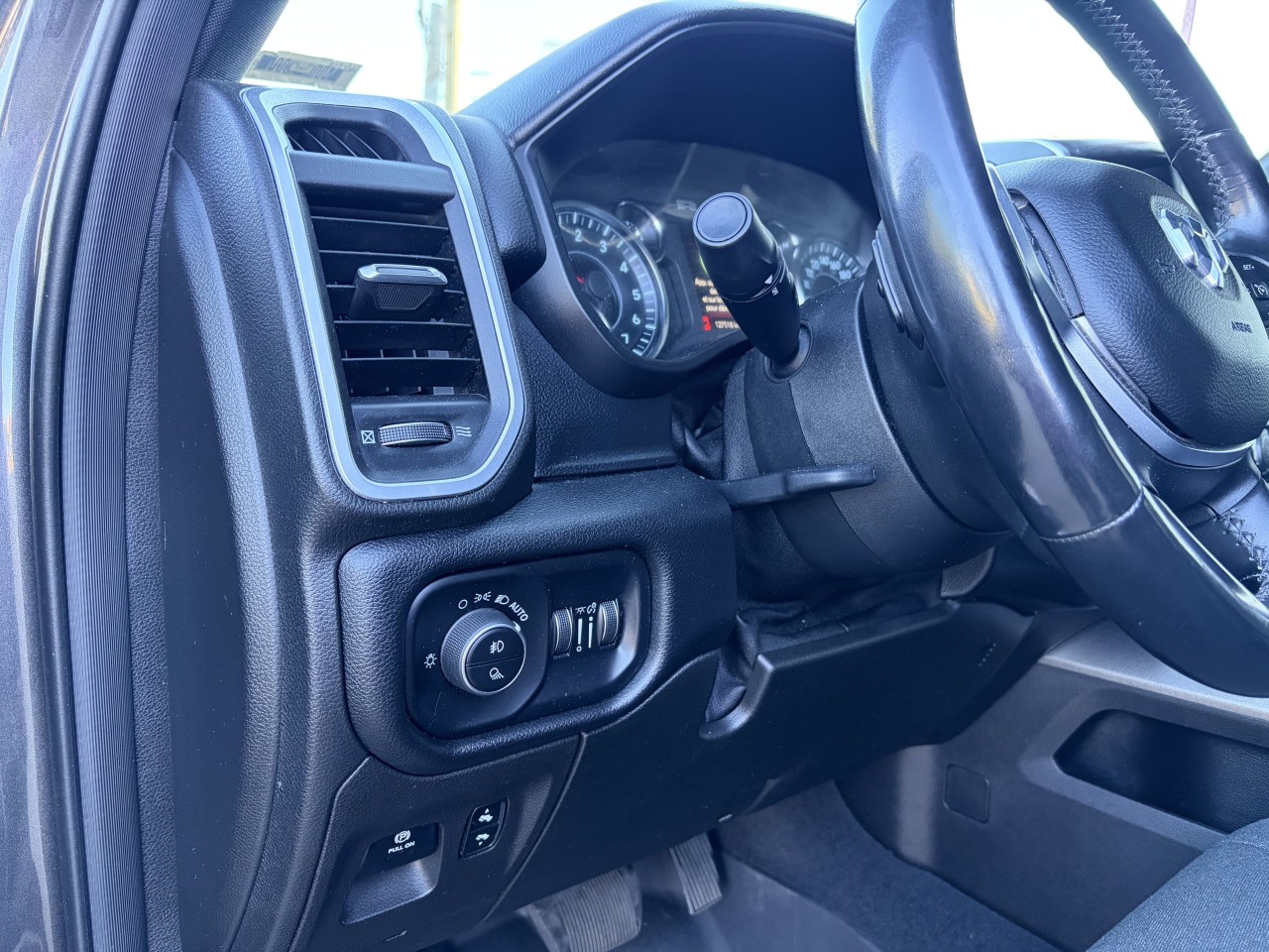 2019 Ram 1500 Big Horn V8 5.7L 4X4 Main Image