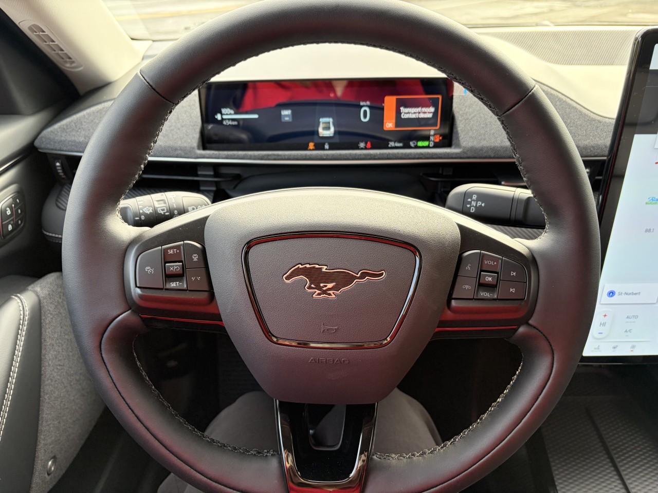 2026 Ford Mustang Mach-E PREMIUM 88KWH 300A Main Image