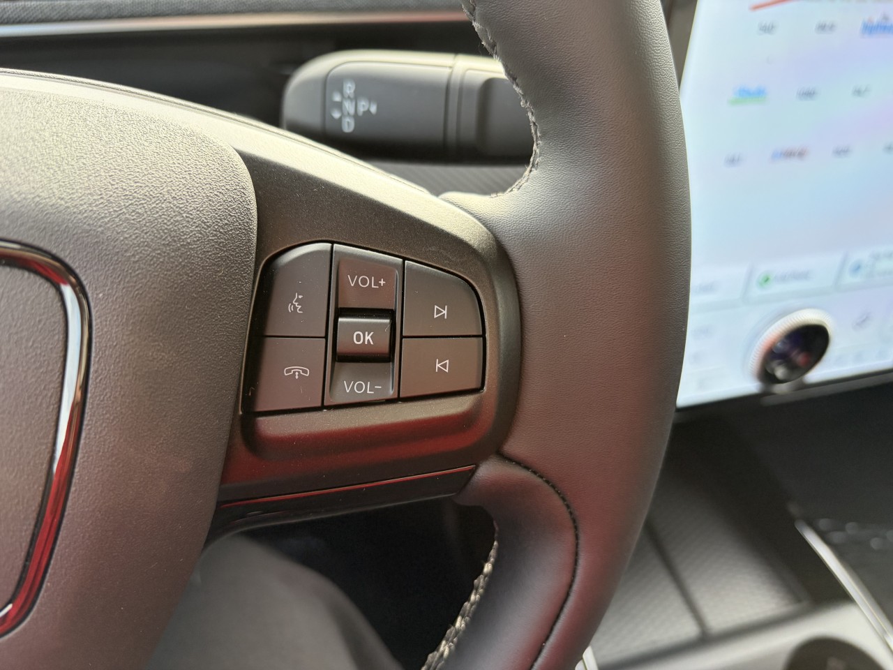 2026 Ford Mustang Mach-E PREMIUM 88KWH 300A Main Image