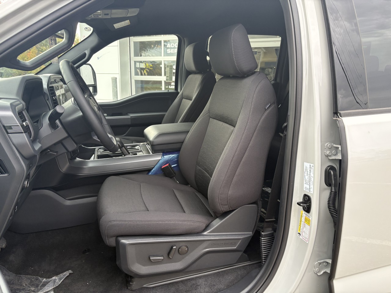 2026 Ford F-150 XLT Main Image