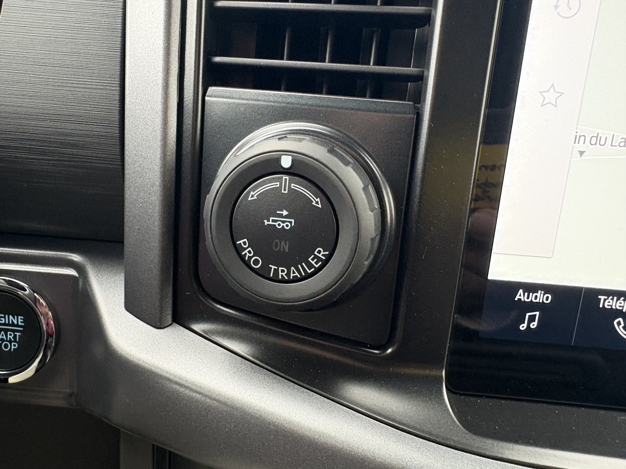 2026 Ford F-150 XLT Main Image