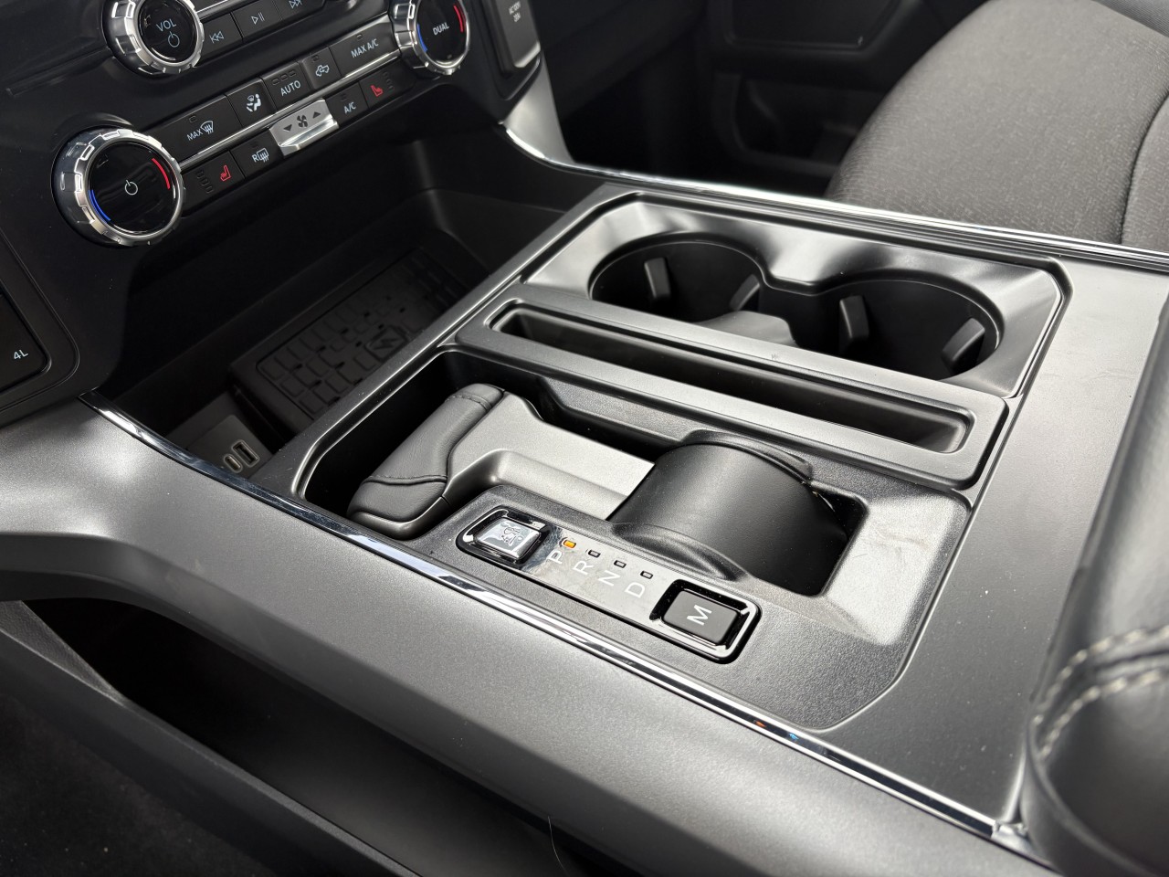 2026 Ford F-150 XLT Main Image