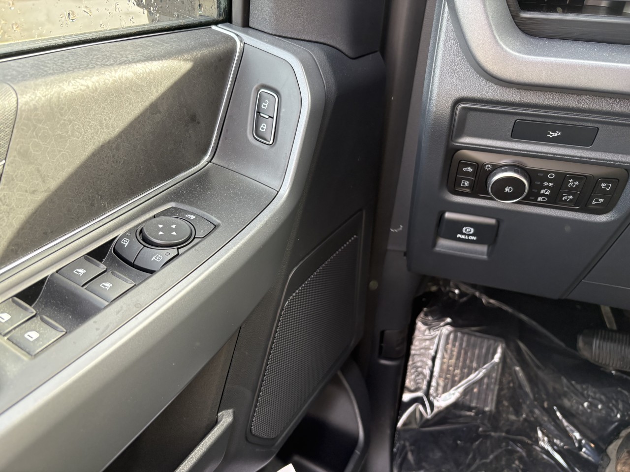 2026 Ford F-150 XLT Main Image