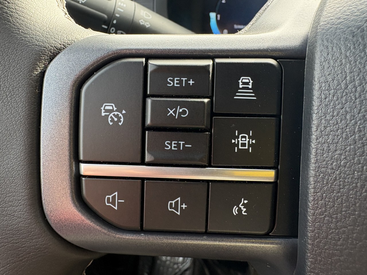 2026 Ford F-150 XLT Main Image
