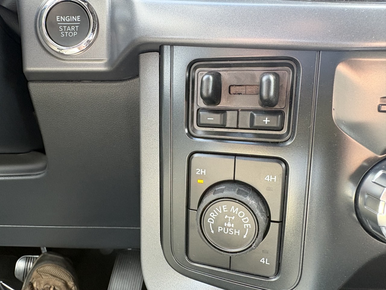 2026 Ford F-150 XLT Main Image