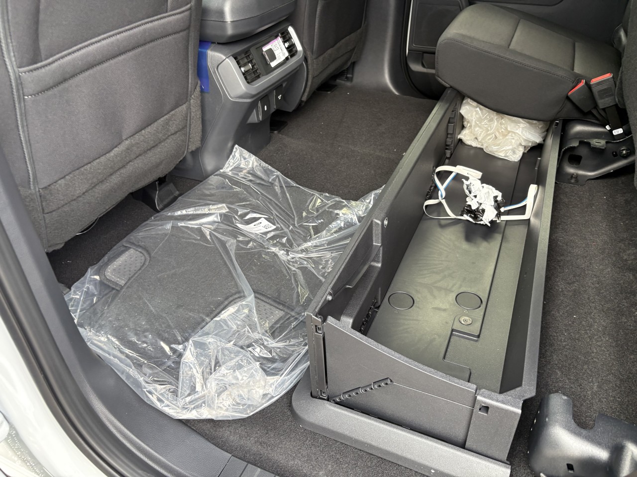 2026 Ford F-150 XLT Main Image