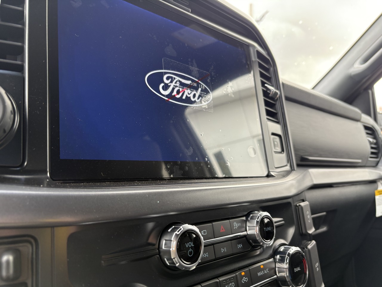2026 Ford F-150 XLT Main Image