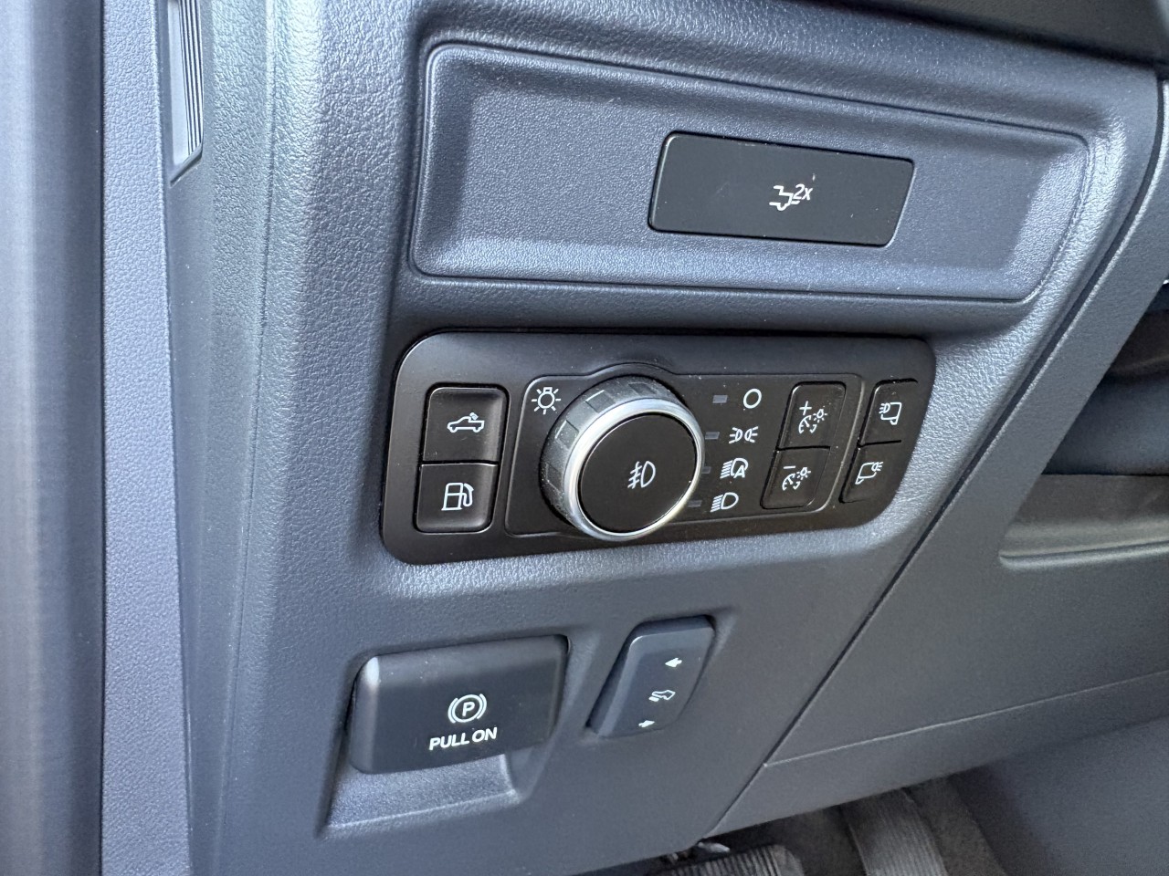 2026 Ford F-150 LARIAT Main Image