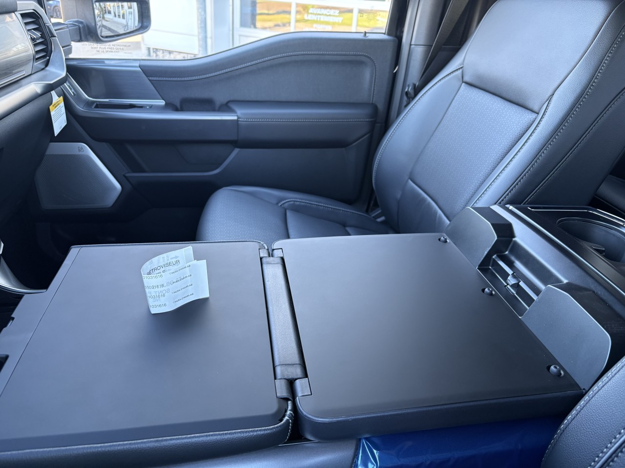 2026 Ford F-150 LARIAT Main Image