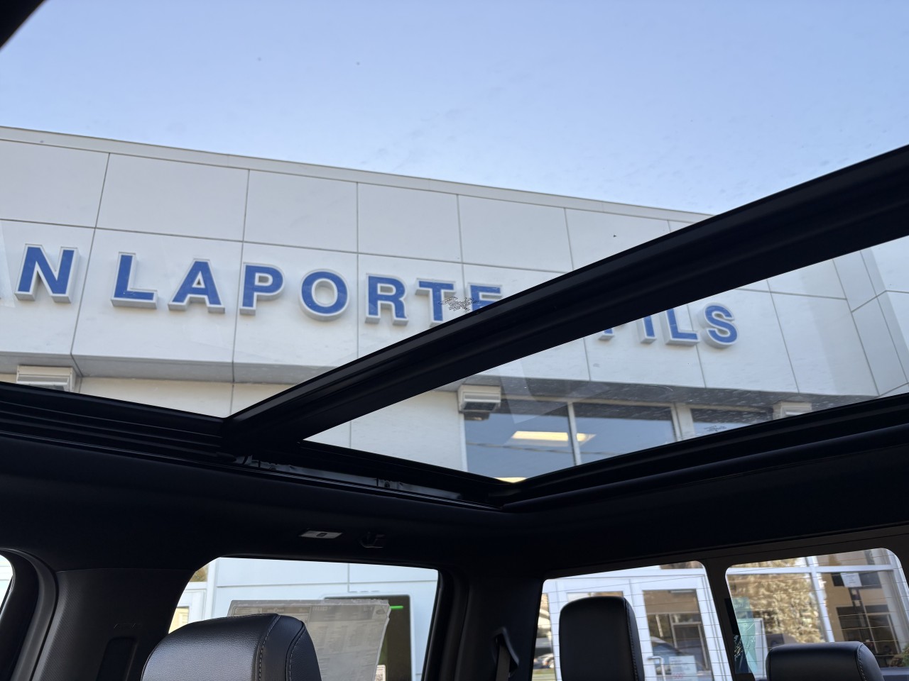 2026 Ford F-150 LARIAT Main Image