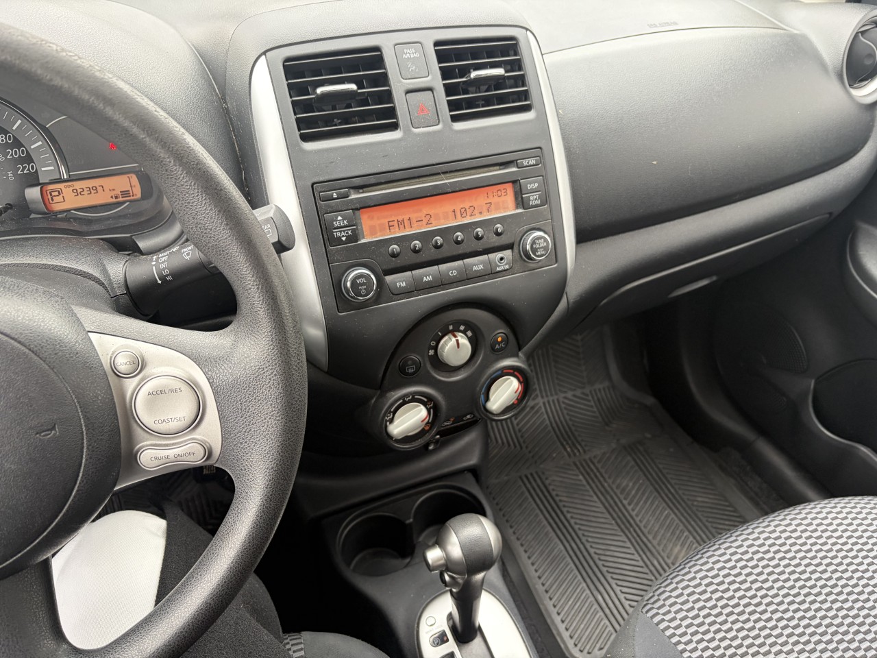2015 Nissan Micra SV Main Image